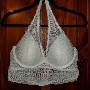 Whit halter top bralette